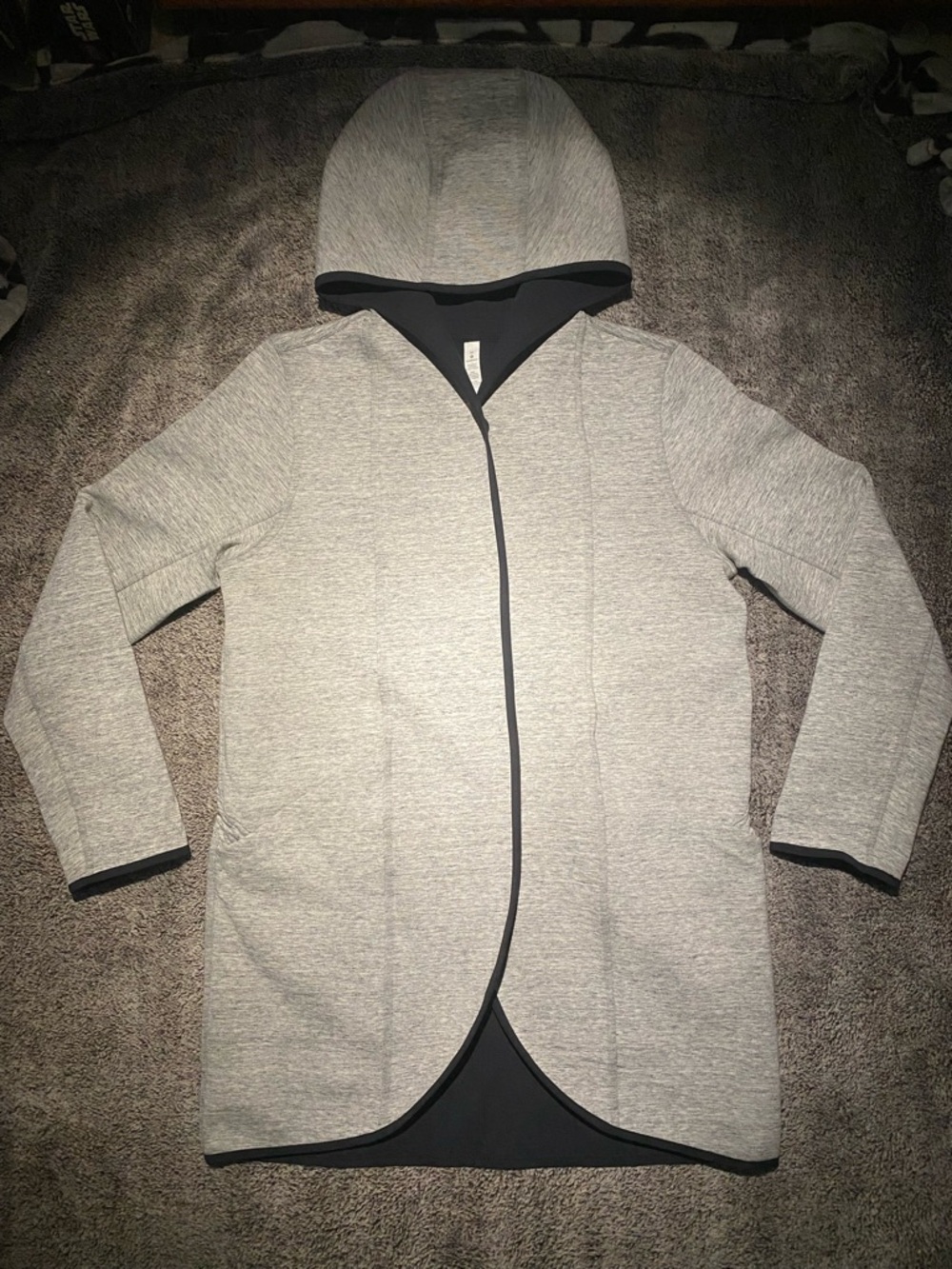 Lululemon Athletica City Bound Wrap